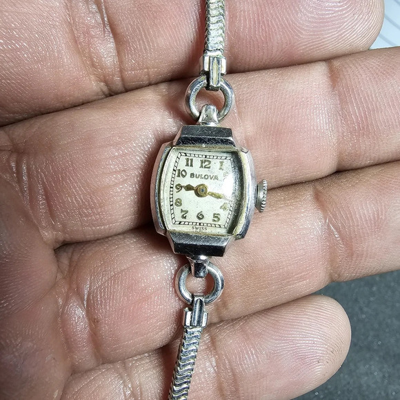 Vintage Bulova Ladies Mechanical Wind Cocktail Watch 10k Gold Filled Working sho - Picture 1 of 7